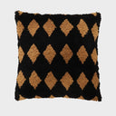 Svart kuddfodral 45x45 cm med upphöjt diamantmönster i cognacsfärg