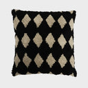 Svart kuddfodral 45x45 cm med upphöjt diamantmönster i linnefärg